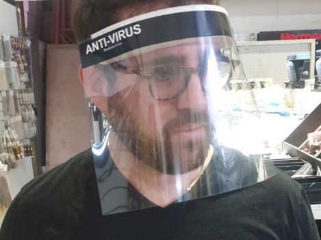 מסכת מגן לפנים