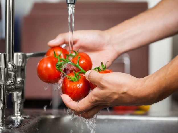 שטיפת פירות וירקות